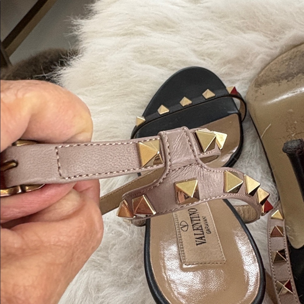 Valentino Rockstud open toe high black/nude 7.5 - Picture 8 of 9